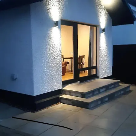 Tramore - Self Contained 1 Bedroom Unit - King Size Bed - Free Private Parking - 3 Miles From Fort William High Street Exterior photo